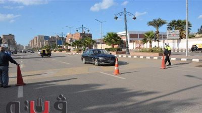 محافظ الغربية يتفقد شارع الجلاء بطنطا.. ويوجه بسرعة عمل مطبات صناعية