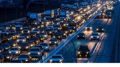 كيف أنهى الذكاء الاصطناعي مشكلة الازدحام المروري بلوس أنجلوس الأمريكية؟