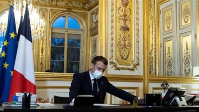 ماكرون مجددًا عن الرسوم المسيئة للنبي: لن نغير حريتنا في التعبير مهما كان