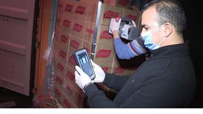 لحظة ضبط حاوية بداخلها  أقراص كبتاجون بـ 114 مليون جنيه l فيديو