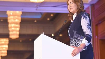 وزيرة الهجرة تعلن دعمها لمبادرة القوى العاملة لمساندة صغار الصيادين