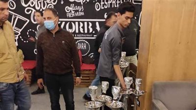 ضبط مقاه بالإسكندرية تقدم الشيشة بالمخالفة للإرشادات الصحية