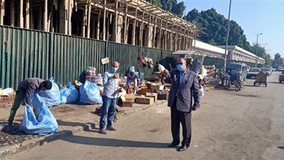 سكرتير مساعد أسيوط يترأس حملة لإزالة الاشغالات بحي غرب | صور