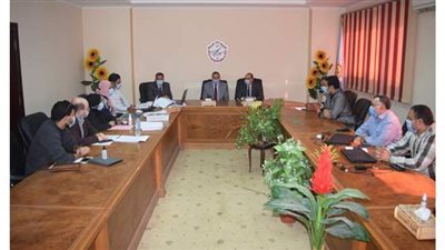 لجنة الاشتراطات العمرانية لمدينتي سوهاج وجرجا تواصل أعمالها