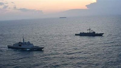 القوات البحرية المصرية والفرنسية تنفذان تدريباً عابراً في نطاق الأسطول الشمالي