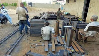 ضبط 3 ورش غير مرخصة وإصلاح هبوط أرضي  بالجيزة | صور