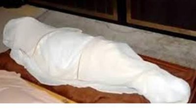 كانت تلعب مع شقيقها الصغير.. مصرع طالبة سقطت من أعلى سطح المنزل بالدقهلية