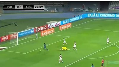 في حضرة ميسي.. الأرجنتين تتلاعب ببيرو وتكتفي بثنائية في شباكها | فيديو