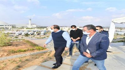 تعرف على كيف تمول الدولة المشروعات القومية.. وما هي العوائد