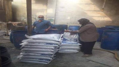 ضبط مصنع مبيدات غير مرخص بالخانكة