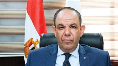 ضبط أخصائي اجتماعي لانتحاله صفة طبيب نفسيي وإدارة مركز طبي غير مرخص