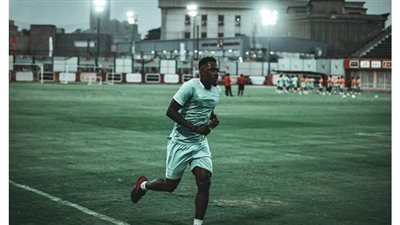 اصابة أجايي في مران الأهلي واللاعب يخضع لفحص طبي