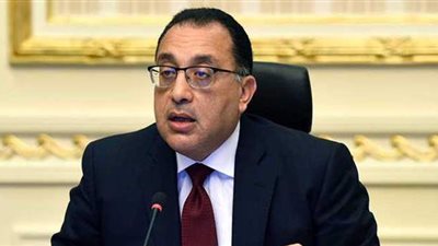 الحكومة: هناك زيادة في استخدام أجهزة التنفس الصناعي بالمستشفيات بسبب كورونا