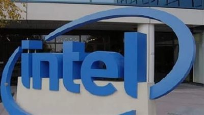 انتل تكشف عن أول رقاقات مهيكلة للدارات المتكاملة لتسريع التطبيقات