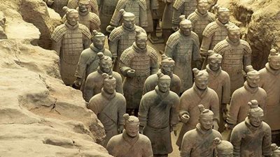 الصين تعلن استرداد  68 قطعة أثرية من بريطانيا