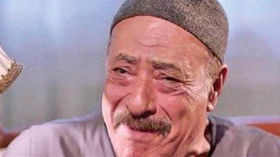 وفاة الفنان فايق عزب ودفنه بمقابر العائلة بالإسماعيلية