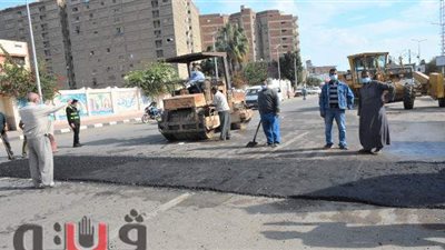 بدء إنشاء مطبات صناعية بشارع الجلاء بطنطا | صور