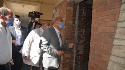 محافظ القليوبية يقود حملة لإزالة الإشغالات والمخالفات بشبين  القناطر