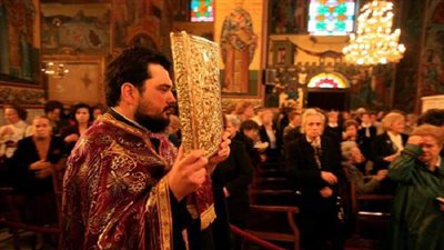 نقل رئيس الكنيسة الأرثوذكسية اليونانية إلى العناية المركزة بعد إصابته بكورونا