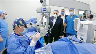 محافظ البحر الأحمر: إجراء 80 عملية مياه بيضاء مجانية بمستشفى الغردقة | صور