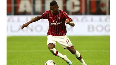 ميلان يعلن إصابة نجمه وغيابه لمدة أسبوعين