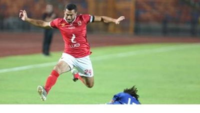 خديحة أحمد فتحي: بابا خد رأينا قبل ما يمشي من الأهلي | فيديو