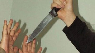 التحقيق في طعن سائق راكبًا بسبب الخلاف على قيمة الأجرة بالهرم