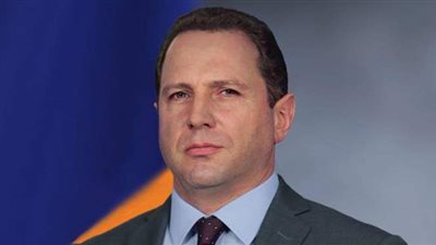 مصادر: وزير الدفاع الأرميني يقدم استقالته