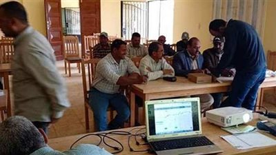 الزراعة تبدأ تدريب المزارعين على الكارت الذكي للفلاح بالوادي الجديد