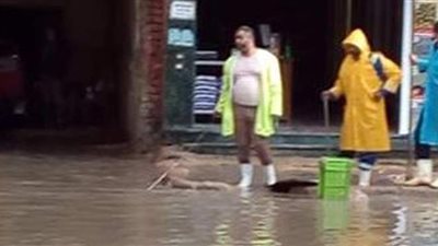 بعد غرق الإسكندرية في مياه الأمطار.. المحافظة تحذر المواطنين من النزول للشوارع
