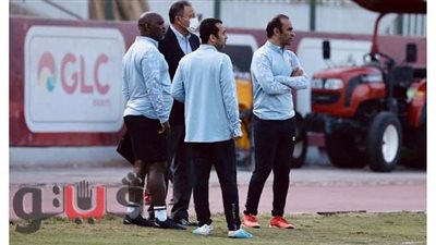 الخطيب يدعم لاعبي الأهلي في التتش