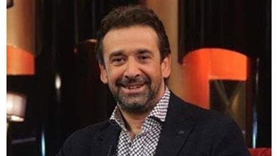 لماذا رفض كريم عبدالعزيز العمل مع عادل إمام في السينما والتليفزيون؟