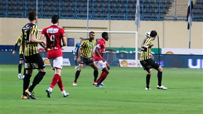 الأهلي يبحث عن هدف ثالث أمام المقاولون العرب بعد 60 دقيقة