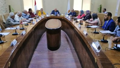 محافظ الوادي الجديد يشكل لجنة إحياء التراث لتوثيق تاريخ الواحات