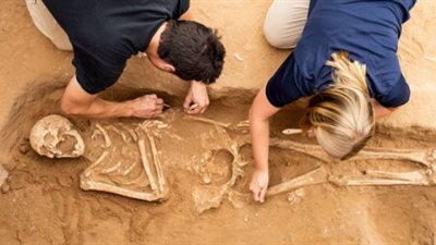 نتنياهو يهزي: الفلسطينيون أصلهم أوروبيون وليسوا عربا