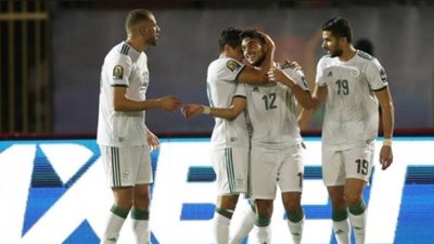 التشكيل الرسمي لموقعة الجزائر وغينيا بدور الـ16 في أمم أفريقيا