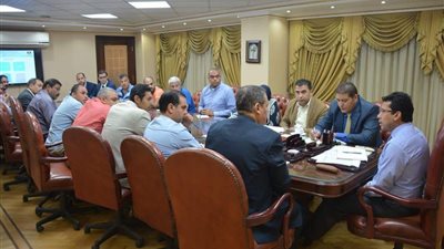 وزير الشباب والرياضة يبحث تطوير مشروع البطل الأوليمبيي