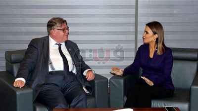 سحر نصر: فرص استثمارية في محور تنمية قناة السويس والعاصمة الإدارية