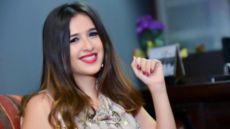 الفنانة ياسمين عبد