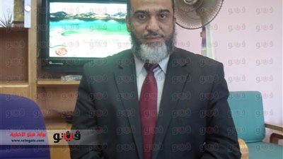 «رئيس قطاع الكتب في عهد غنيم»: لست إخوانيا ولا سلفيا.. وفرت 300 مليون جنيه من خلال فروق سعر الطباعة.. الشارع المصري لديه حالة من الغضب ضد الملتحين