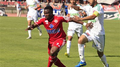 بالفيديو والصور.. «إيفونا» أهلاوي الموسم القادم.. انتهاء أزمة اللاعب«الجابوني» وضمه لكتيبة«الأحمر».. «عرابي» ينجح في مهمته.. توقيع«توشاك» ينهي الصفقة.