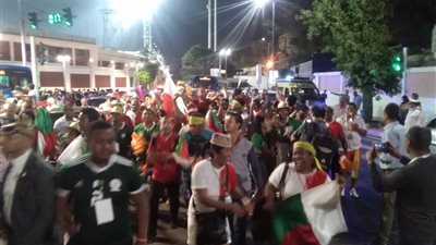 جماهير مدغشقر تحتفل بالفوز على الكونغو بالإسكندرية (فيديو وصور)
