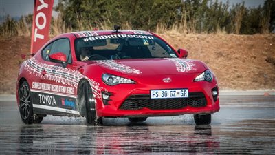 بالصور.. تويوتا تستجيب لشكاوى عملائها وتعدل سيارتها الرياضية 86