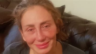 أول صورة لريهام سعيد من منزلها بعد أزمة مرضها