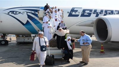 غدا.. مصر للطيران تنقل 6 آلاف حاج على متن 24 رحلة جوية