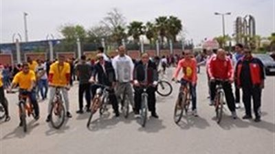 انطلاق فعاليات مهرجان الدراجات بجامعة حلوان (صور)