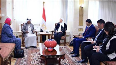 وزيرة التضامن تستقبل رئيس الاتحاد العربي للتطوع