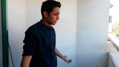 بالفيديو.. أسهل طريقة للهرب من عقاب الأب يوم النتيجة