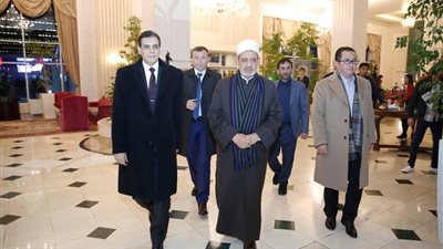 شيخ الأزهر يصل كازاخستان في مستهل جولته الخارجية