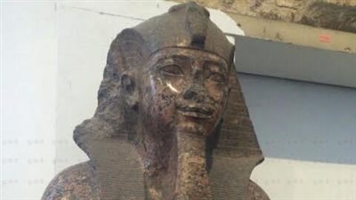 المتحف الكبير يستقبل تماثيل «إخناتون وأمنحوتب الثاني وتحتمس الثالث»